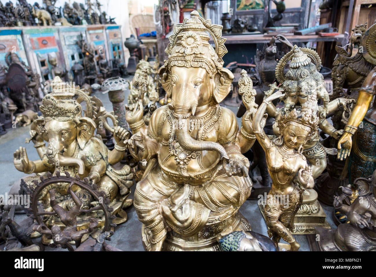 Hindu artifacts hi-res stock photography and images - Alamy
