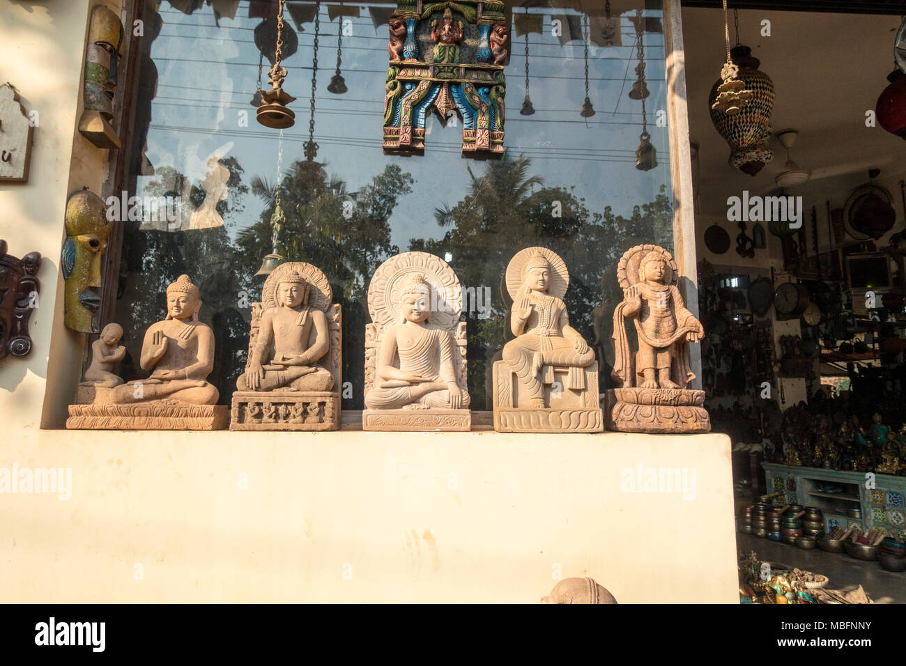 Hindu artifacts hi-res stock photography and images - Alamy