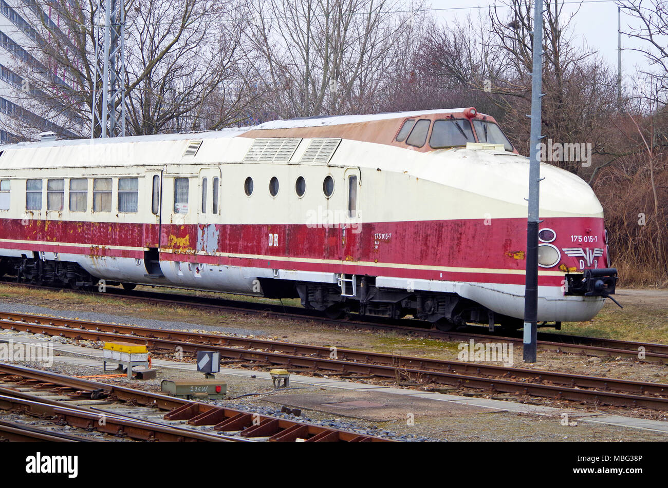 Deutsches Reichsbahn train no 175 015-7 a four carriage train with cabs and engines at both ends, in the process of being restored. Stock Photo