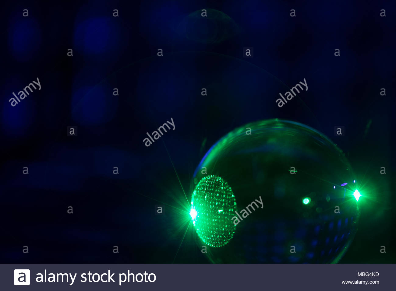 Green sphere hi-res stock photography and images - Alamy