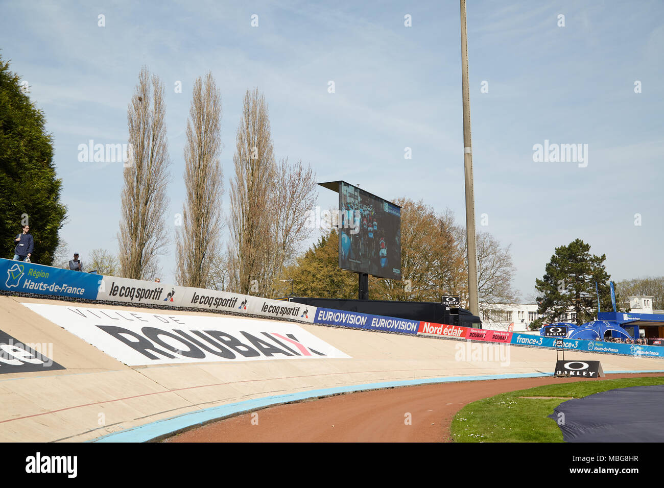 Roubaix velodrome andré pétrieux PARIS ROUBAIX Stock Photo - Alamy