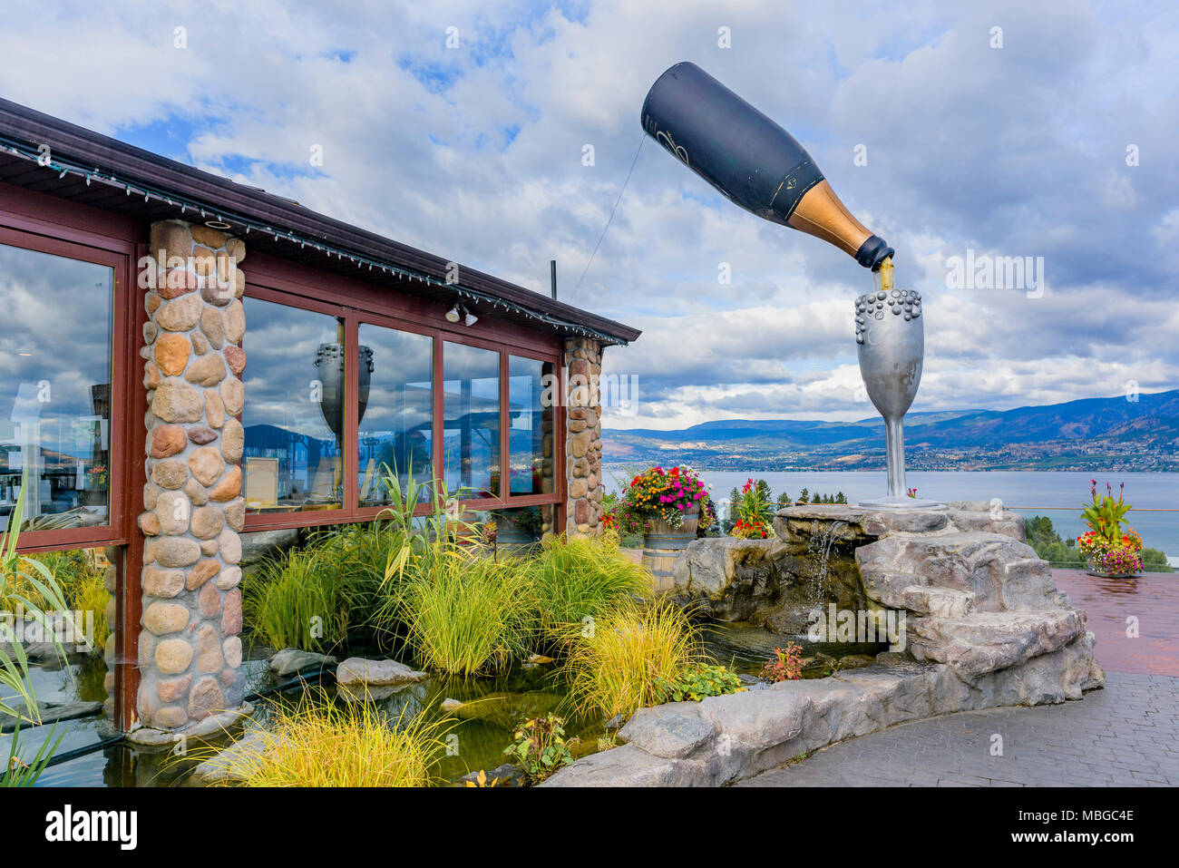 Summerhill Pyramid Winery, Kelowna, Okanagan Valley, British Columbia, Canada Stock Photo Alamy