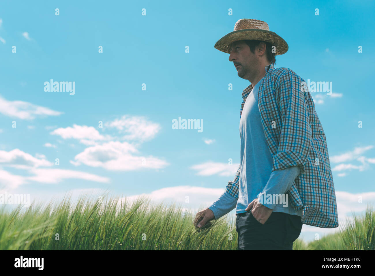 Farmer walk hi-res stock photography and images - Alamy