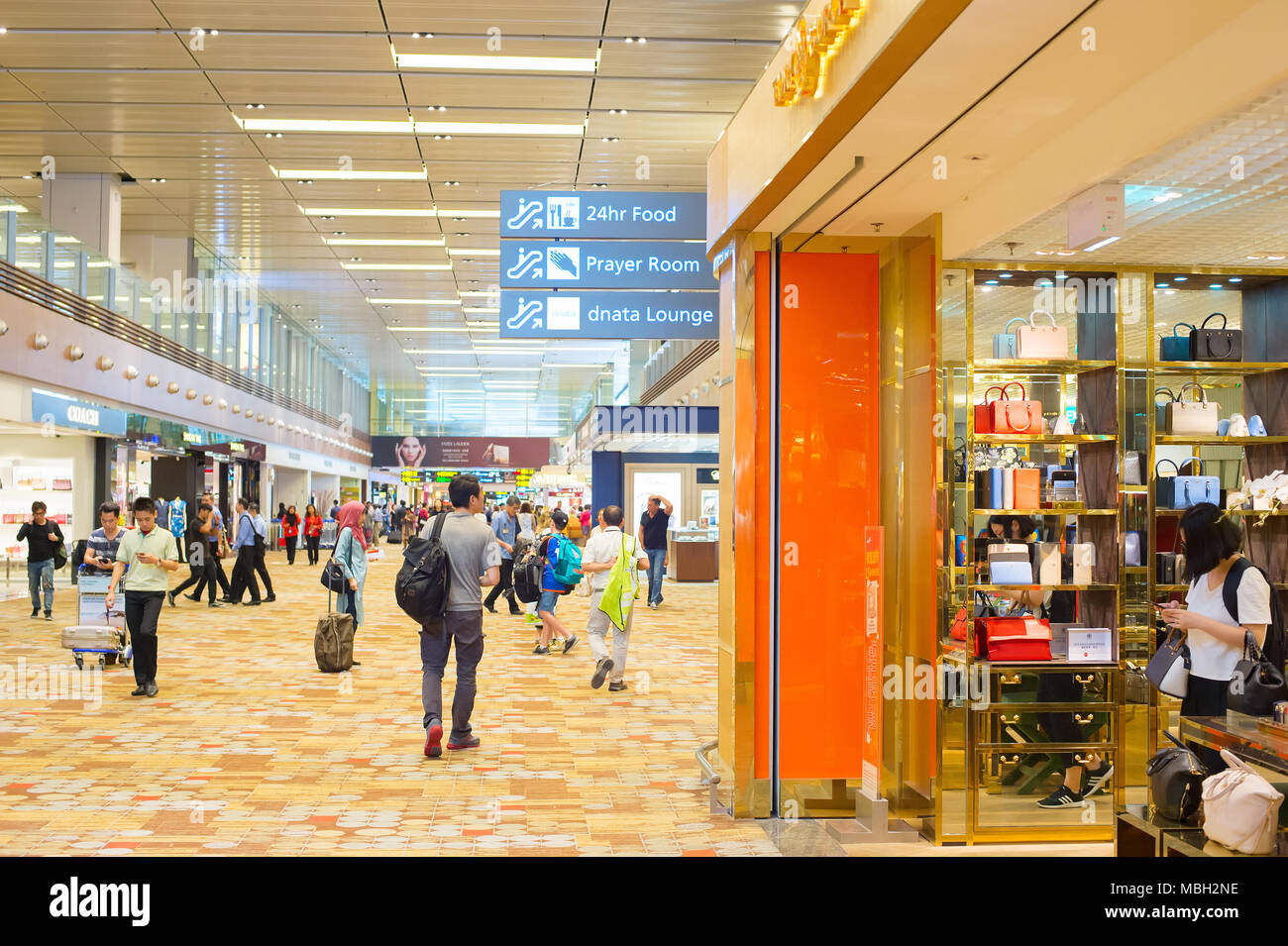 Changi terminal 1 hi-res stock photography and images - Page 2 - Alamy