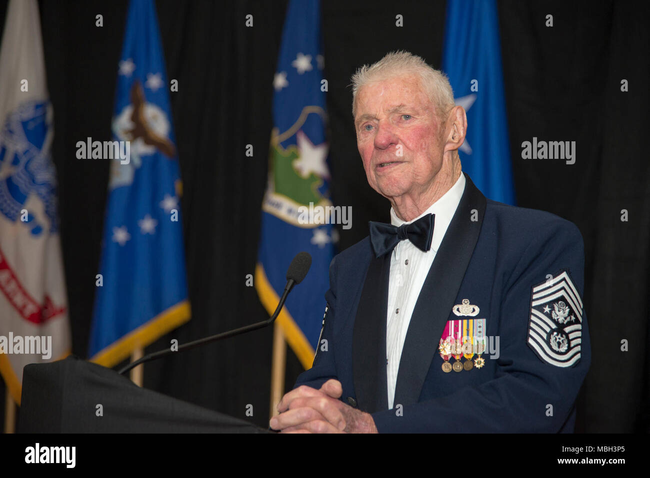 The 5th chief master sergeant of the air force robert gaylor takes