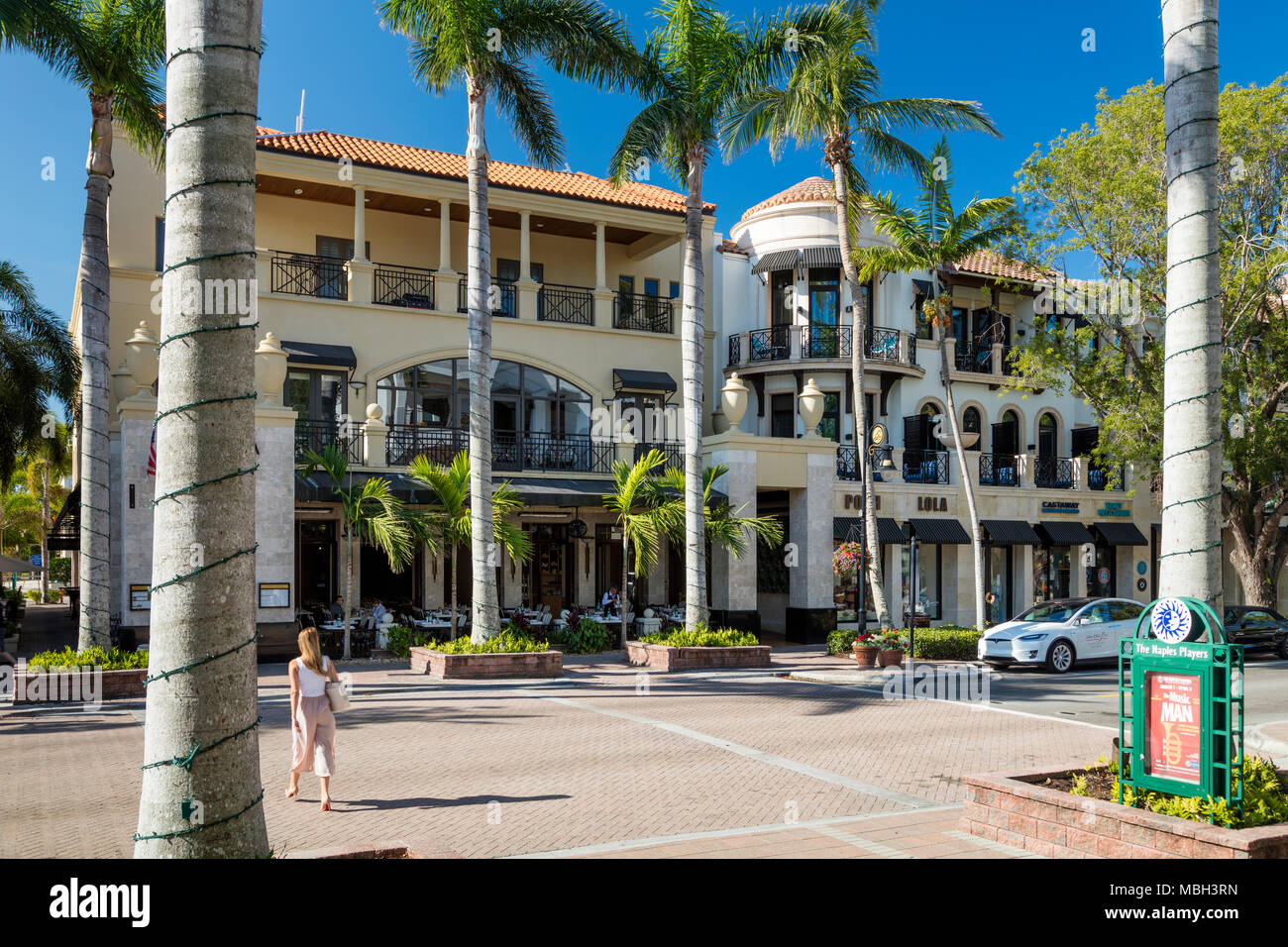 Shops and businesses along 5th Avenue, Naples, Florida, USA Stock Photo