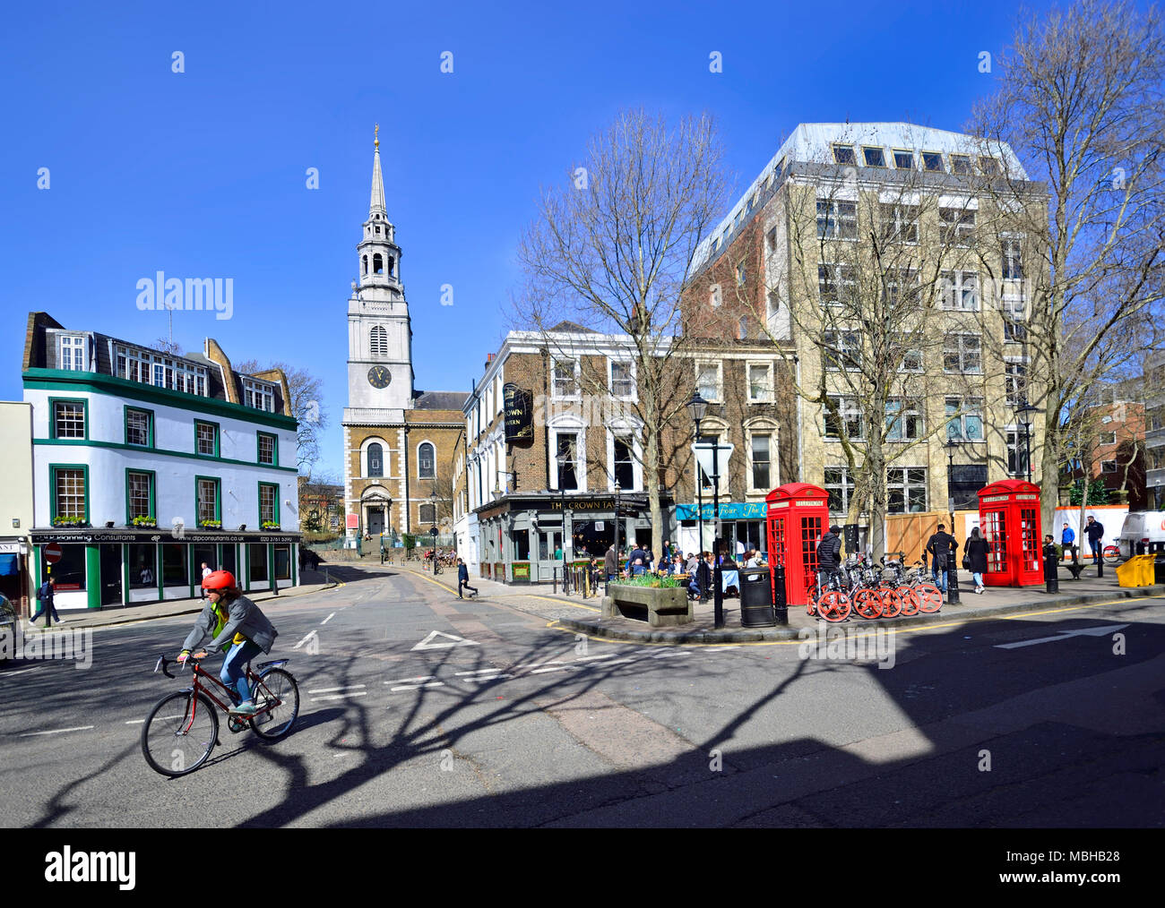 London, England, UK. Clerkenwell Green and St James Church Stock Photo