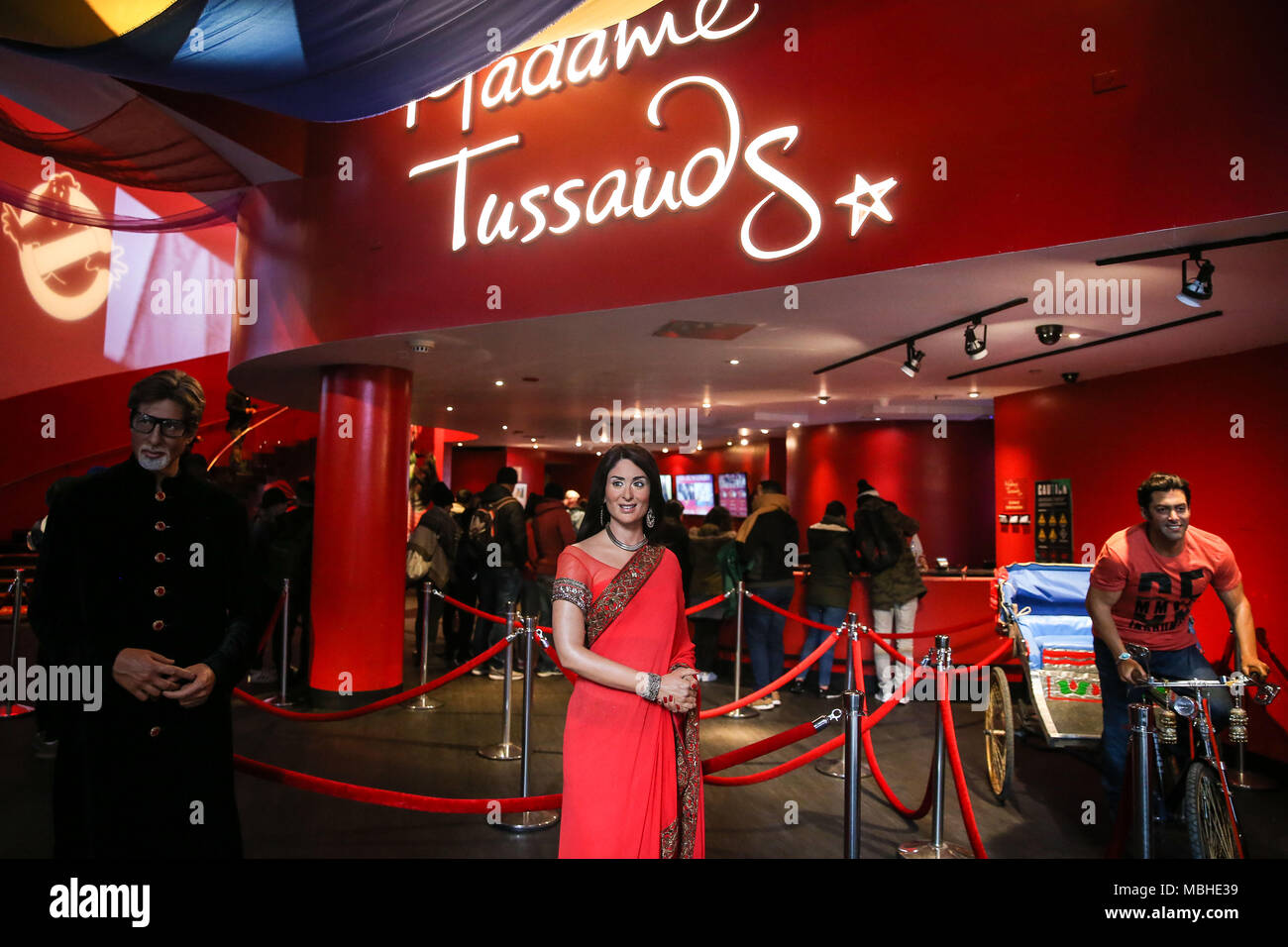 View of the Bollywood Experience, a space dedicated to Indian cinema at Madame Tussauds New York in the United States this Tuesday, 10. Visitors will come face to face with some of the most India's iconic stars including Shah Rukh Khan, Ashwarya Rai, Amitabh Bachchan, Kareena Kappor, Hrithik Roshan, Salman Khan, Katrina Kaif and Madhuri Dixit. Celebrating all things, Bollywood, vibrant art installations, projections and music will bring the experience to life. (PHOTO: WILLIAM VOLCOV/BRAZIL PHOTO PRESS) Stock Photo