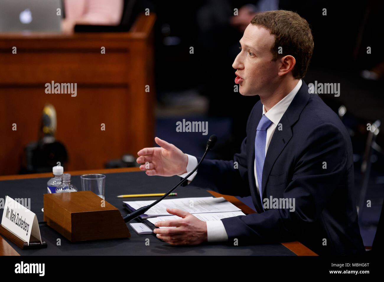 Mark zuckerberg congress hires stock photography and images Alamy