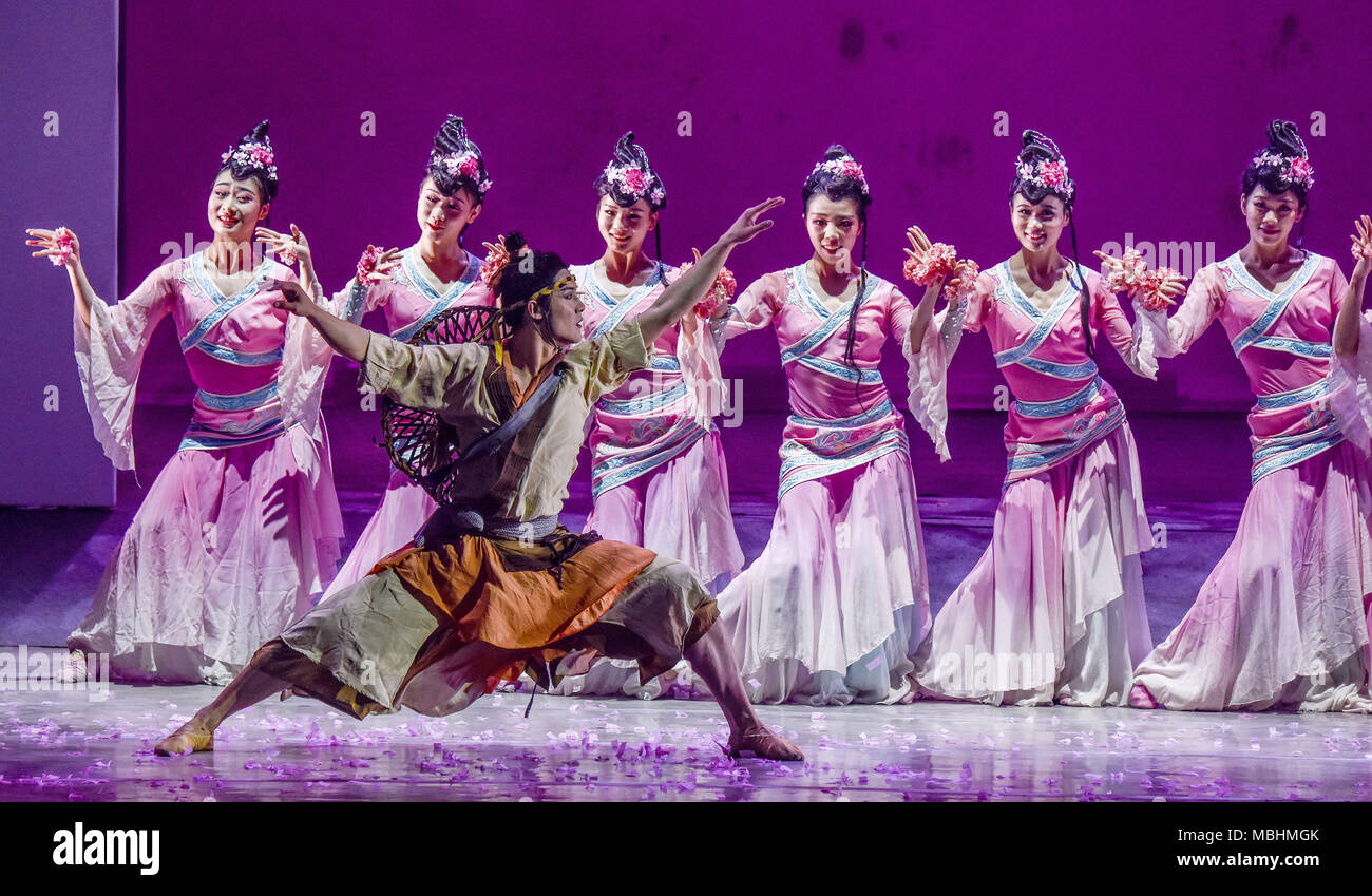 Nanning, Nanning, China. 11th Apr, 2018. Nanning, CHINA-The dance drama 'The Peach Blossom Land' is performed in Nanning, southwest China's Guangxi. Credit: SIPA Asia/ZUMA Wire/Alamy Live News Stock Photo