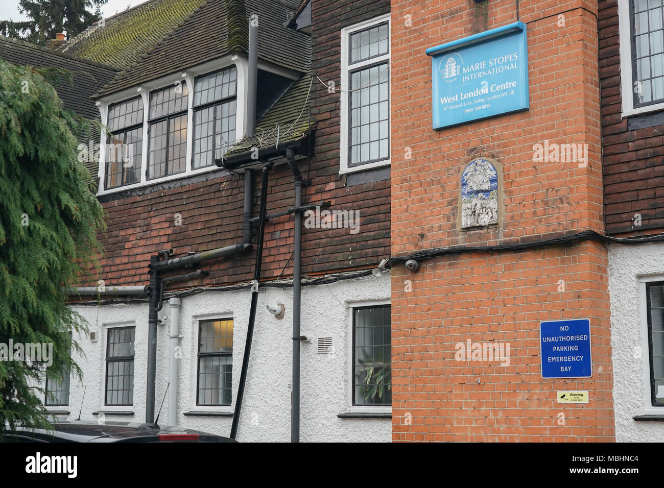 London, UIK. 11th April 2018. The Marie Stopes Parkview clinic in Mattock Lane, Ealing, London, after Ealing Council's decision to impose a ban on protests outside the clinic. Photo date: Wednesday, April 11, 2018. Credit: Roger Garfield/Alamy Live News Stock Photo