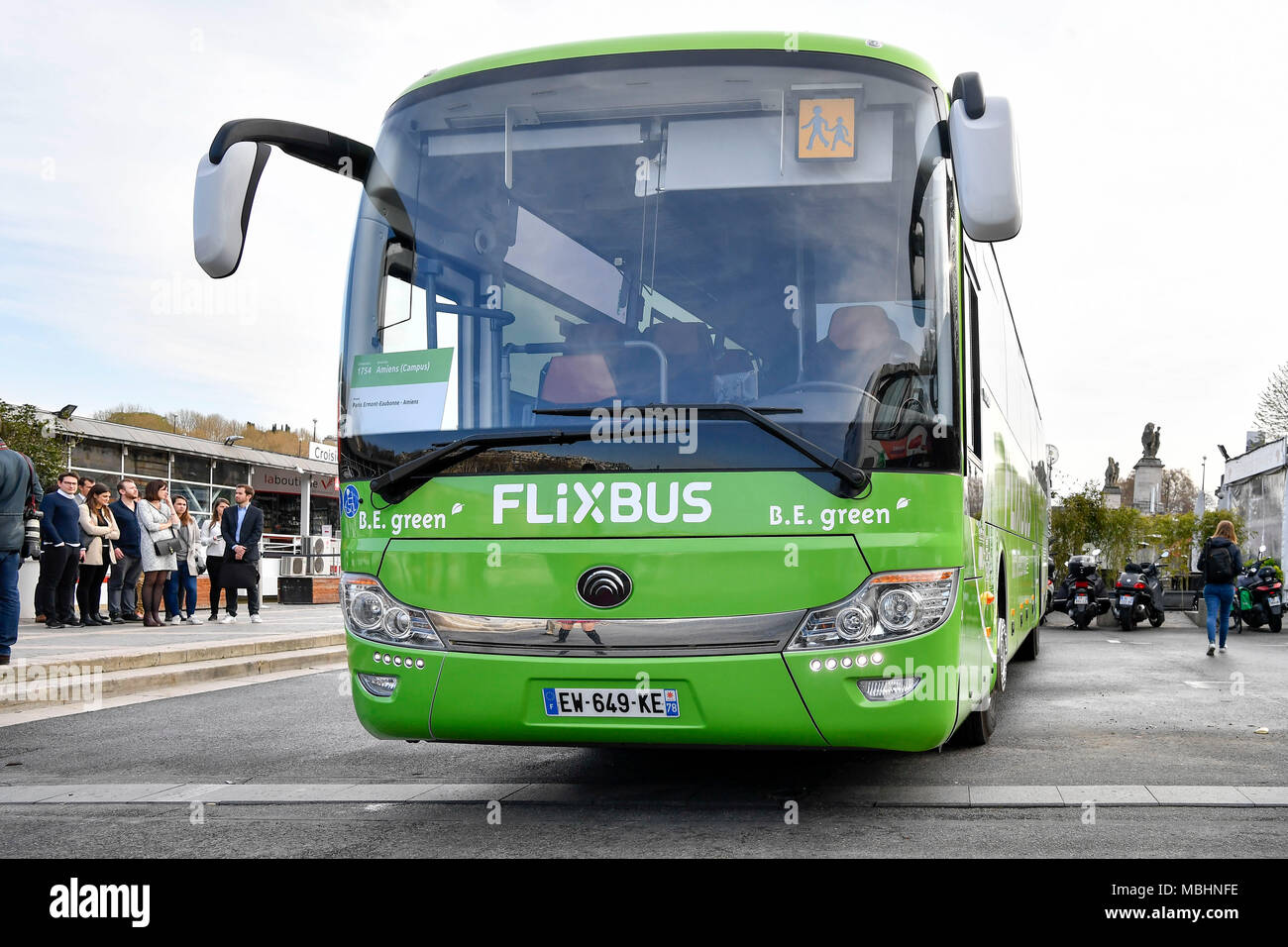 Flixbus france hi-res stock photography and images - Alamy