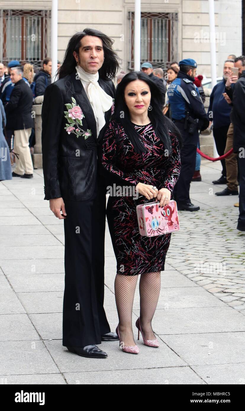 NOMBRAMIENTO DE ALMODOVAR Y RAPHAEL COMO HIJOS ADOPTIVOS DE MADRID ...