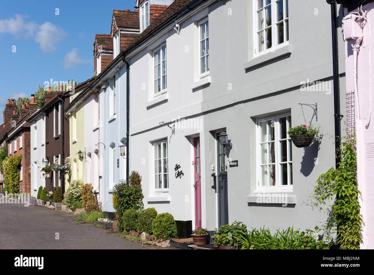 Terraced houses uk exterior hires stock photography and images Alamy