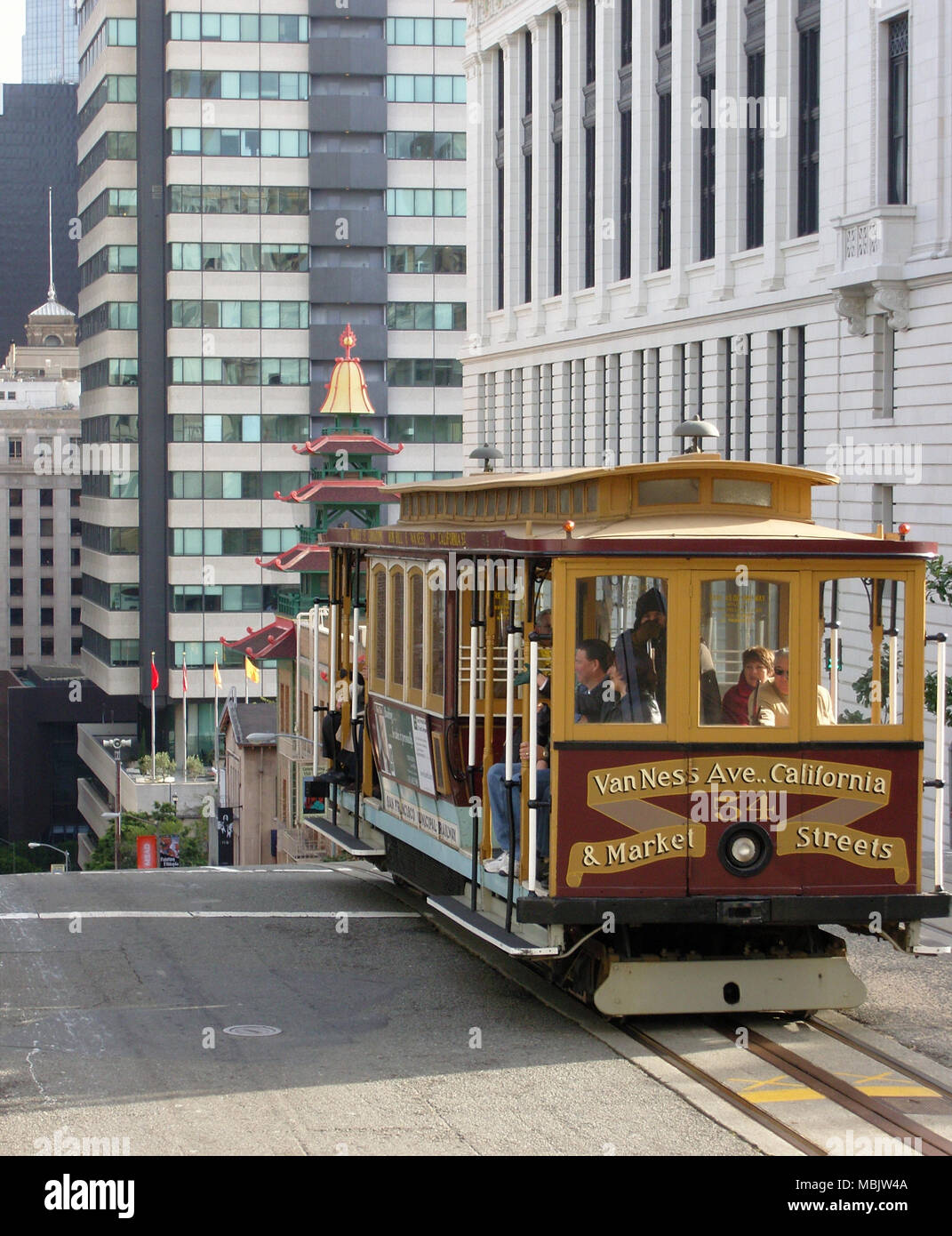 Cable Car Transits Chinatown Stock Photo Alamy