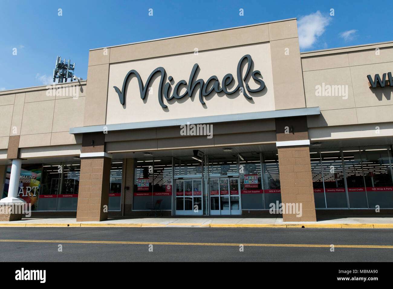 Michaels arts and crafts hi-res stock photography and images - Alamy