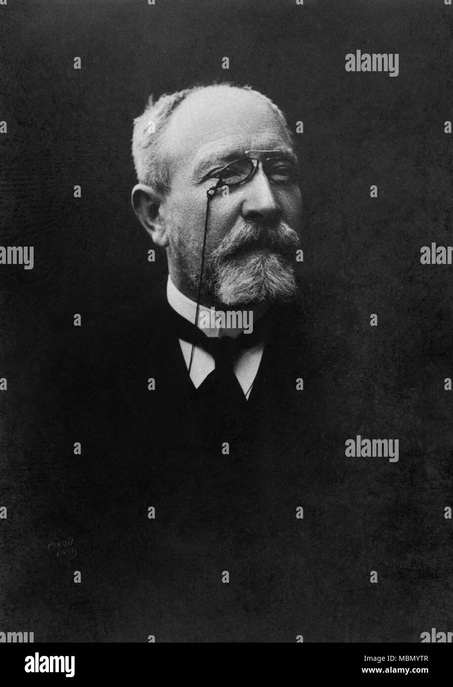 Portrait of Jean Baptiste Bienvenu Martin ( 1847 - 1943 ) deputy , senator  - photography by Eugene Pirou ( 1841 - 1909 Stock Photo - Alamy