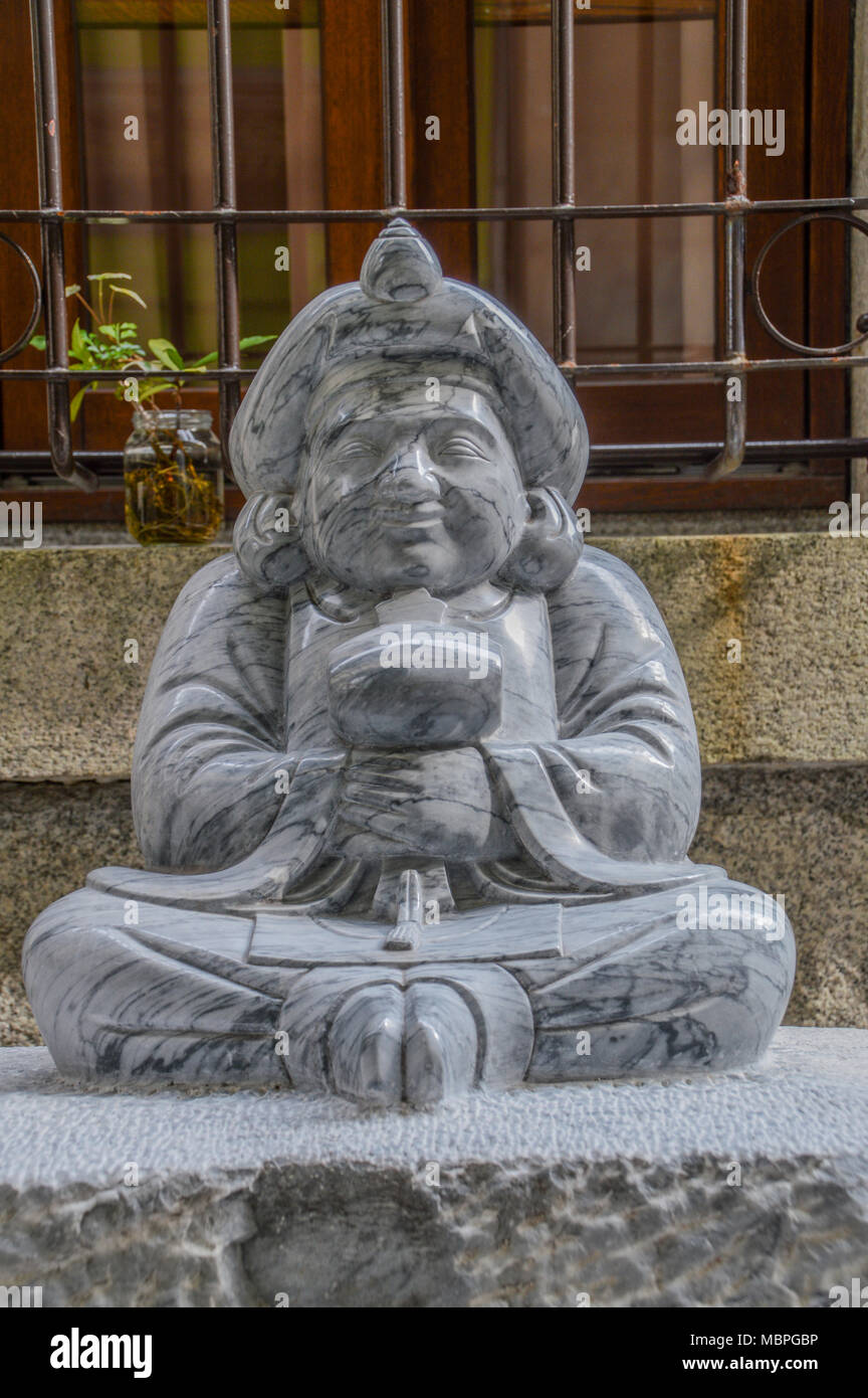 Daikokuten hammer hi-res stock photography and images - Alamy