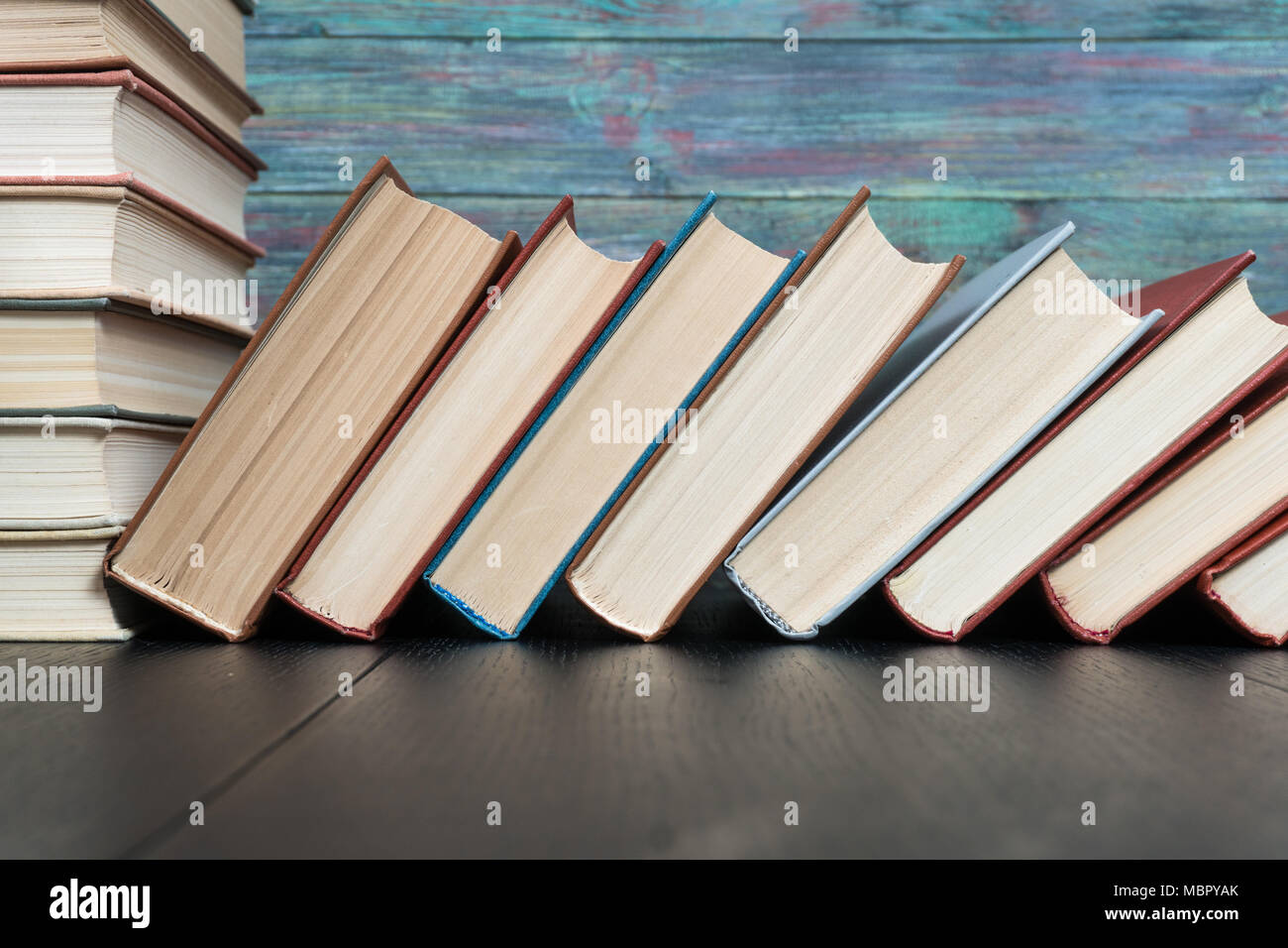 Many books in a bookstore or library Stock Photo Alamy