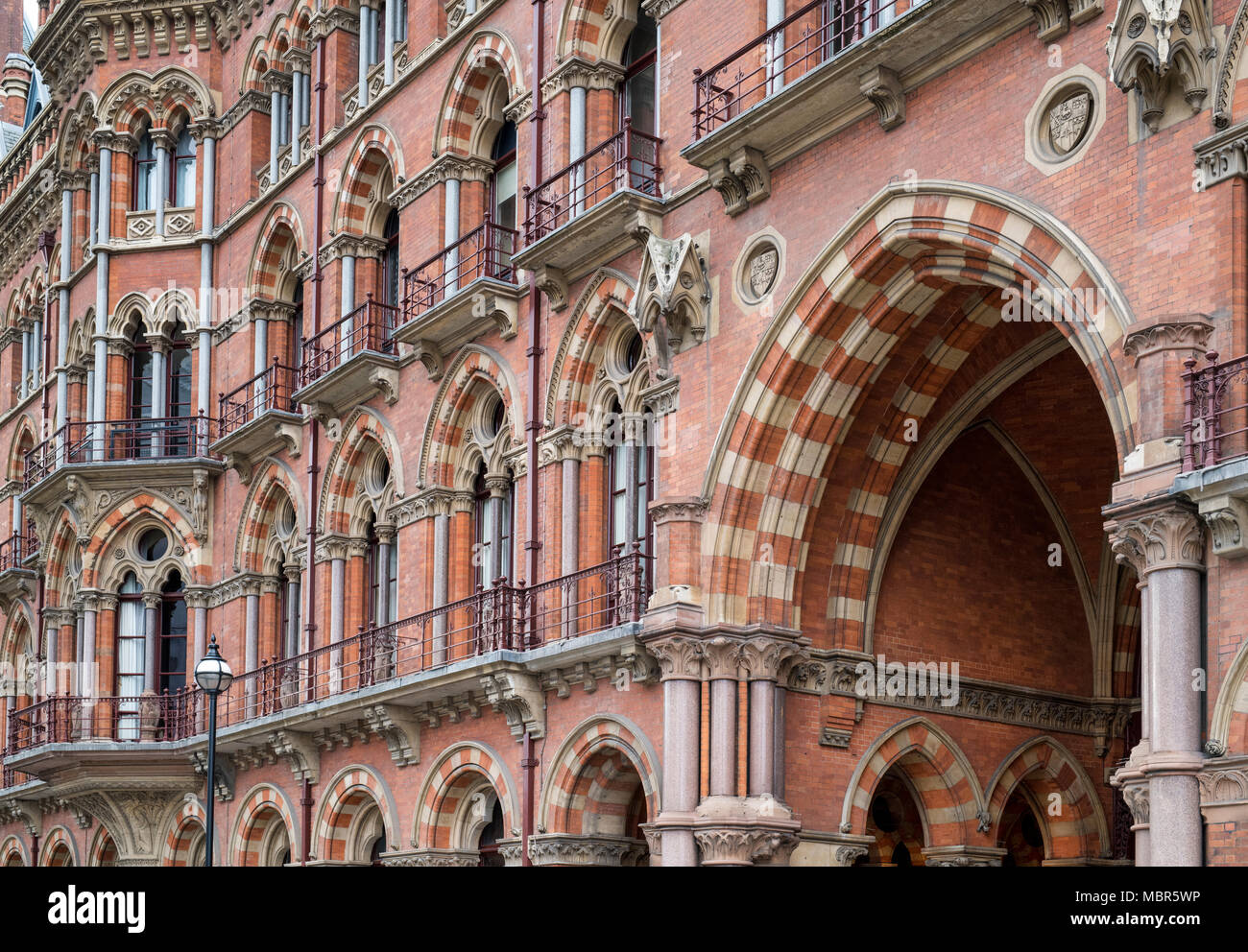 St. Pancras railway station building architecture. London. UK Stock Photo Alamy