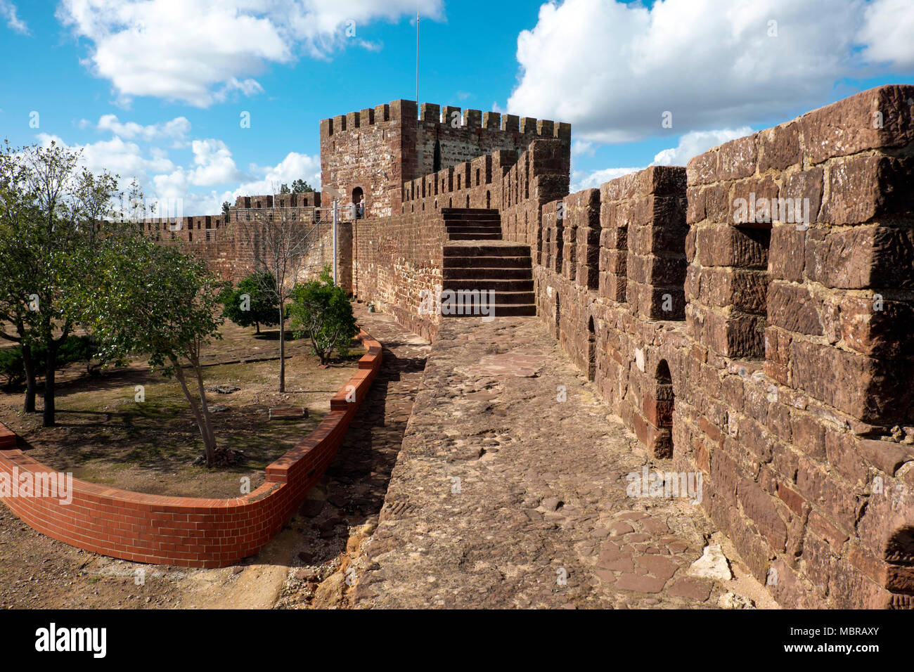 Battlement walk and defence tower, Moorish fort, Silves, Algarve, Portugal Stock Photo