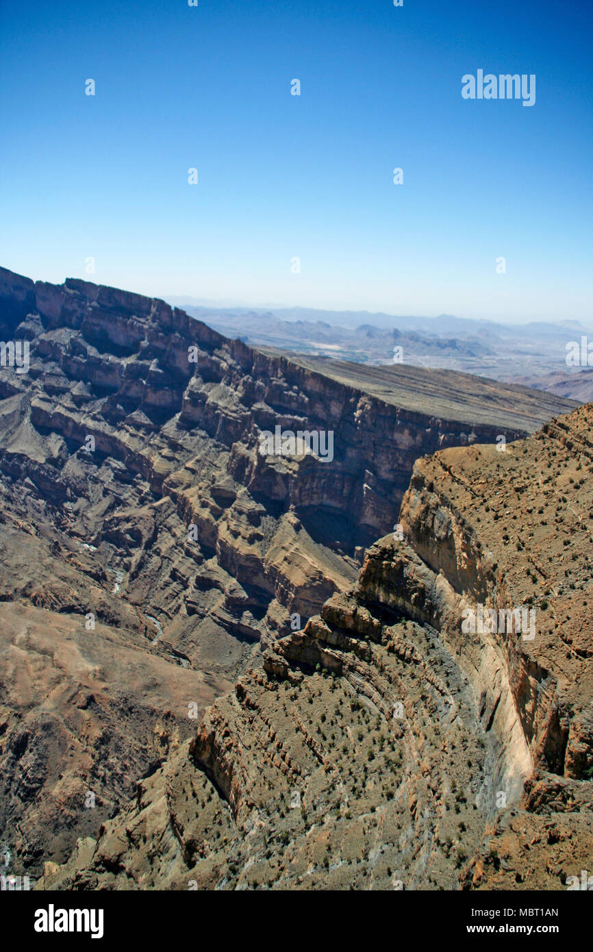 Jebel Shams, Hajar Mountains, Oman Stock Photo - Alamy