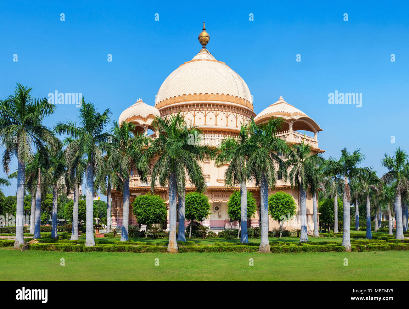 Page 9 - Shakti High Resolution Stock Photography and Images - Alamy