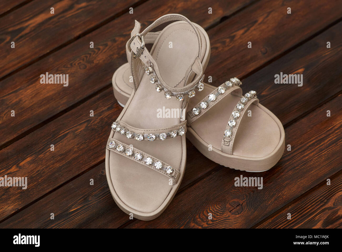2023 New Arrivals Fashion Female Slipper Flat Sandals For Women And Ladies  Casual Open Toe Summer Shoes Slide Sandal - China Wholesale Sandals $1.68  from Ningbo Multi Channel Co. Ltd | Globalsources.com