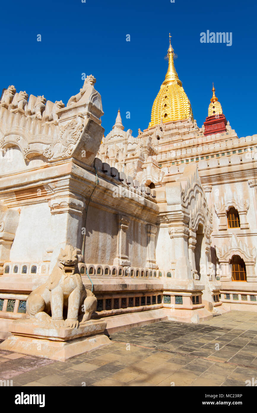 The exterior of the "Ananda Temple" in Bagan, Myanmar (Burma). Stock Photo