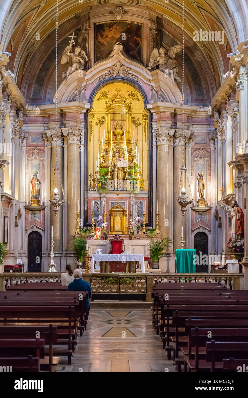 Lisbon, Portugal. Santo Antonio de Lisboa Church interior. Saint Anthony of  Lisbon/Padua/Padova birthplace. View of Nave and Chapels in Baroque style  Stock Photo - Alamy