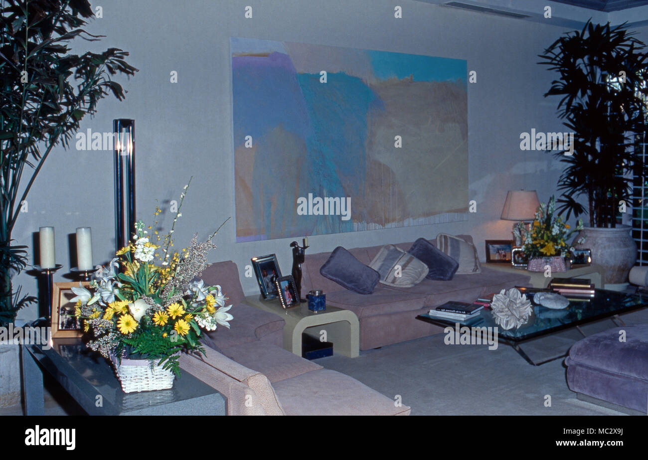 Gemütliches Wohnzimmer im Hause Sachs, Schweiz 2005. Lovely livingroom at Sachs mansion, Switzerland 2005. Stock Photo