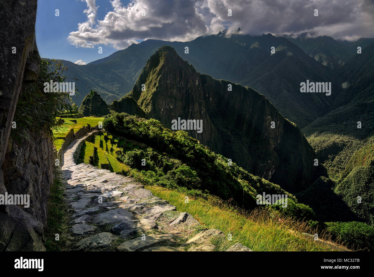 Machu picchu sky hi-res stock photography and images - Alamy