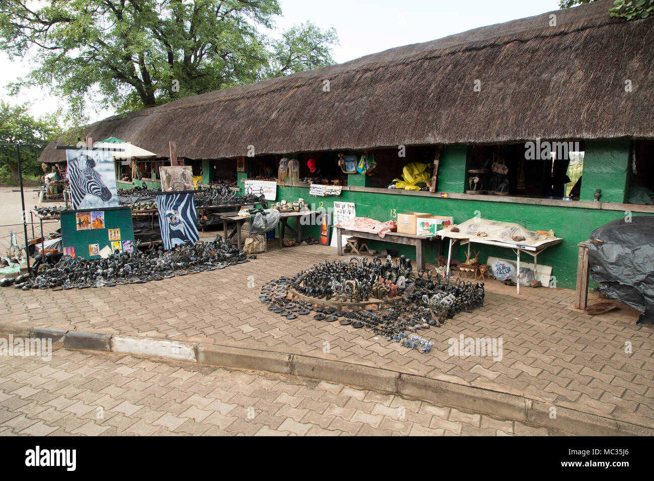 Stalls selling souvenirs at Victoria Falls (Mosi-oa-Tunya) on the border of Zimbabwe and Zambia. Stock Photo