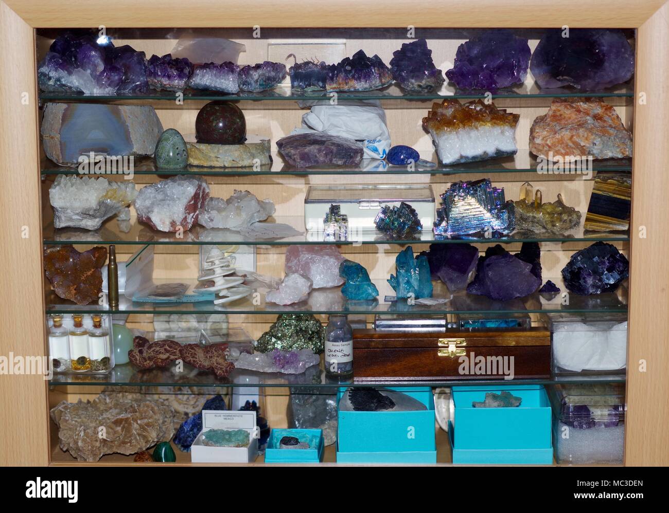 Geological Crystal Display Cabinet Earth Science Uk Stock Photo Alamy