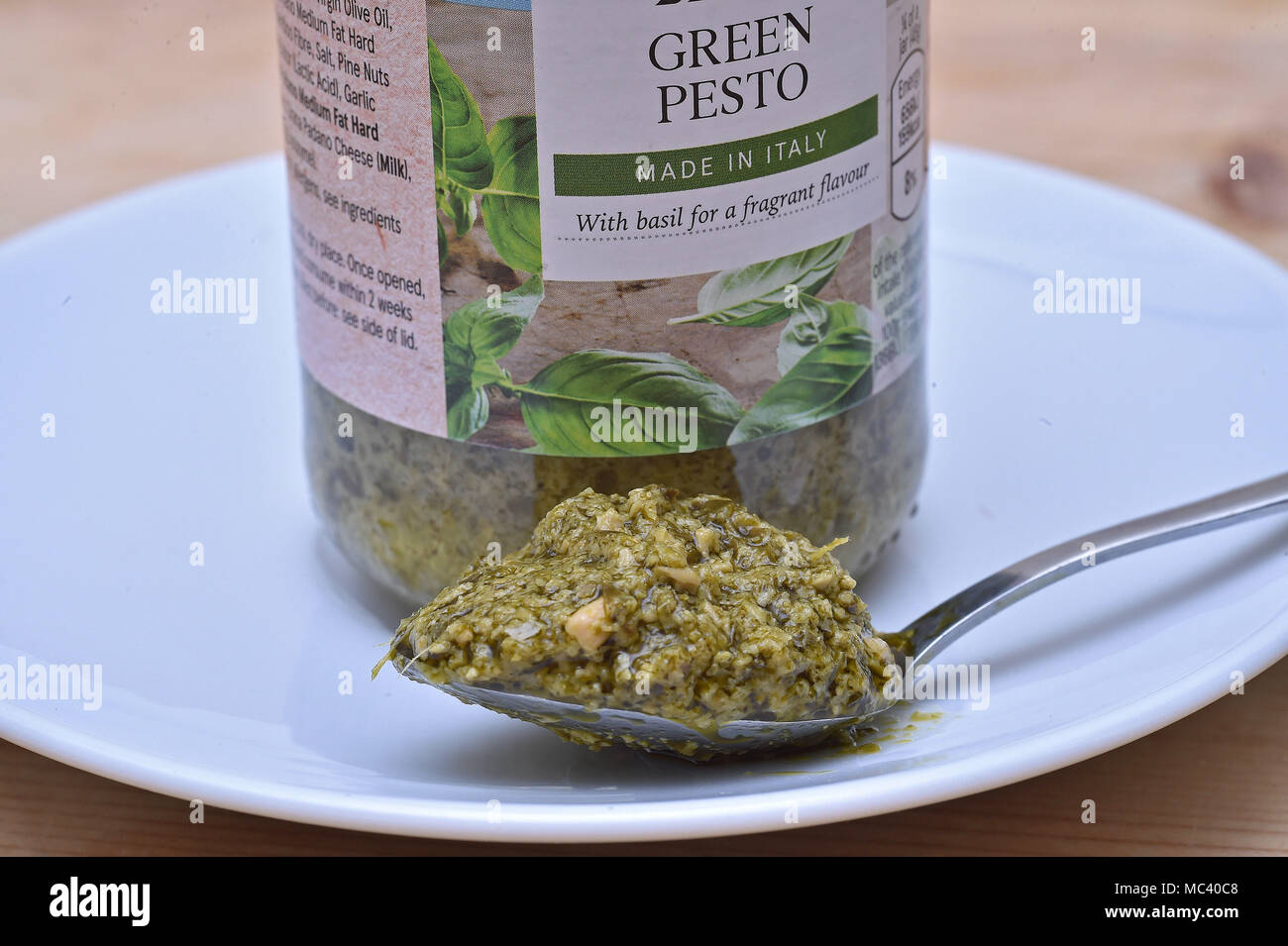 Sunflower oil substitute hires stock photography and images Alamy