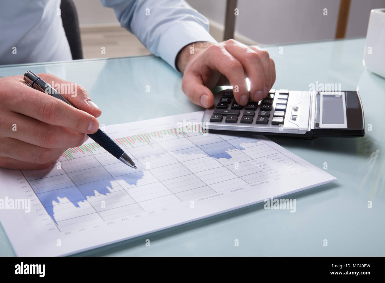 Graph Paper Person Person with graph paper hi-res stock photography and images - Alamy