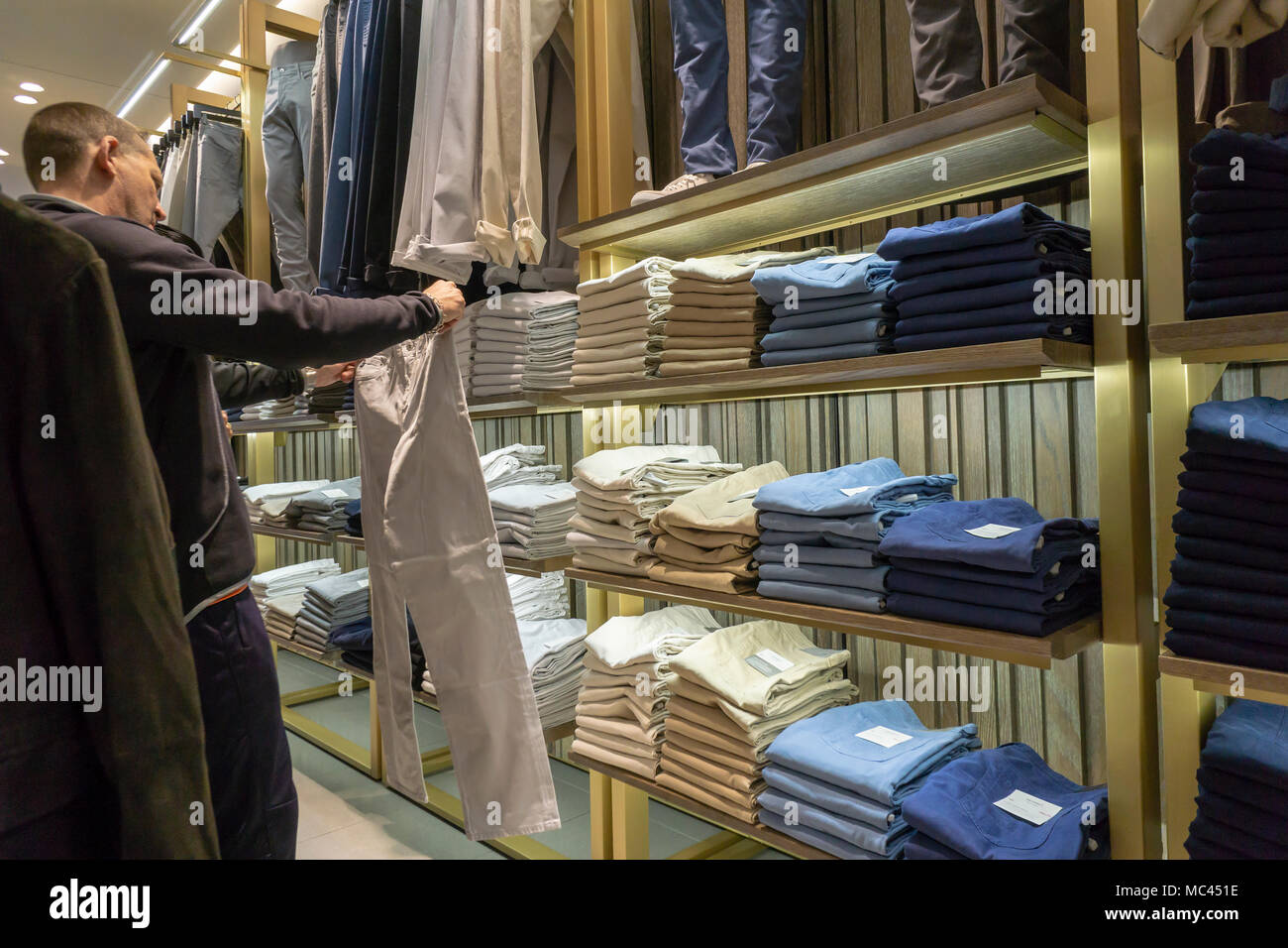 Nordstrom hi-res stock photography and images - Alamy