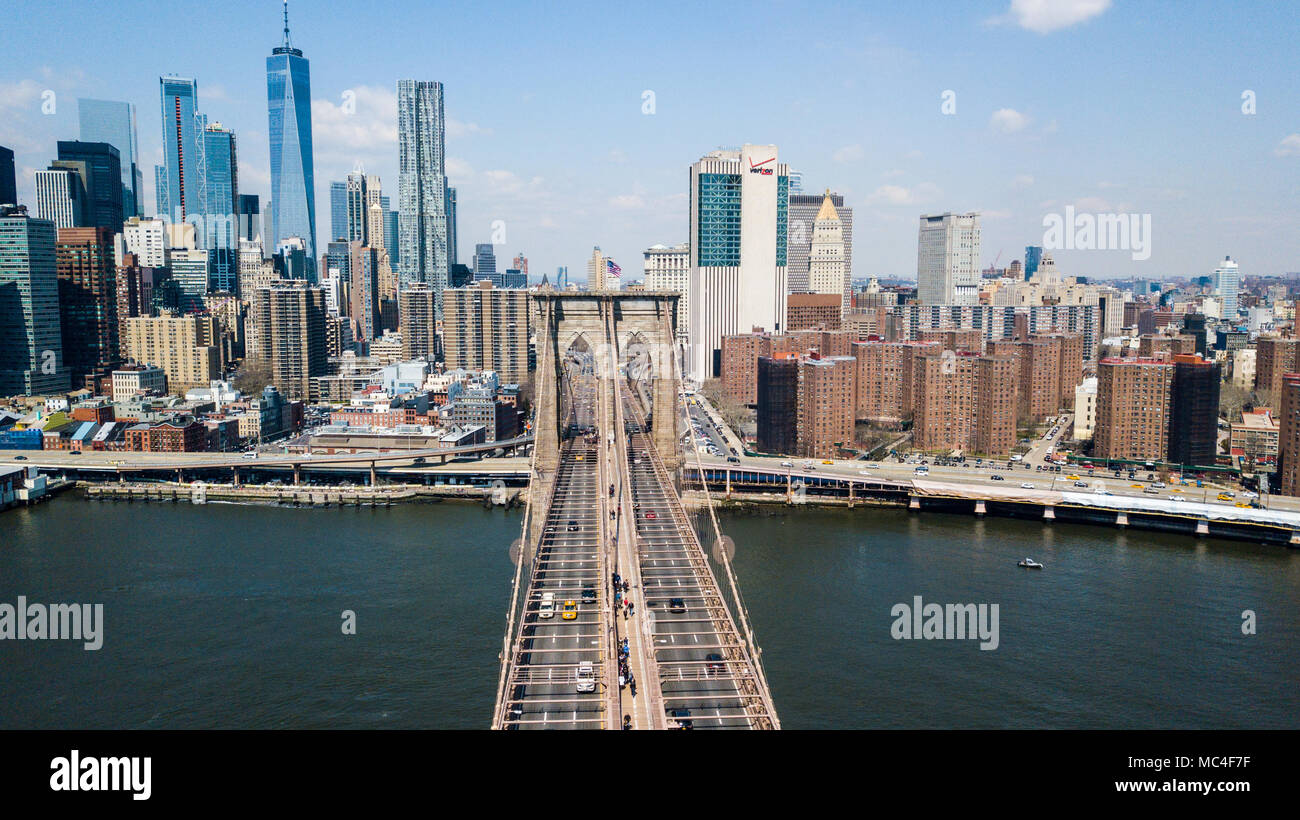 The The Brooklyn Bridge into Manhattan, New York City, USA Stock Photo