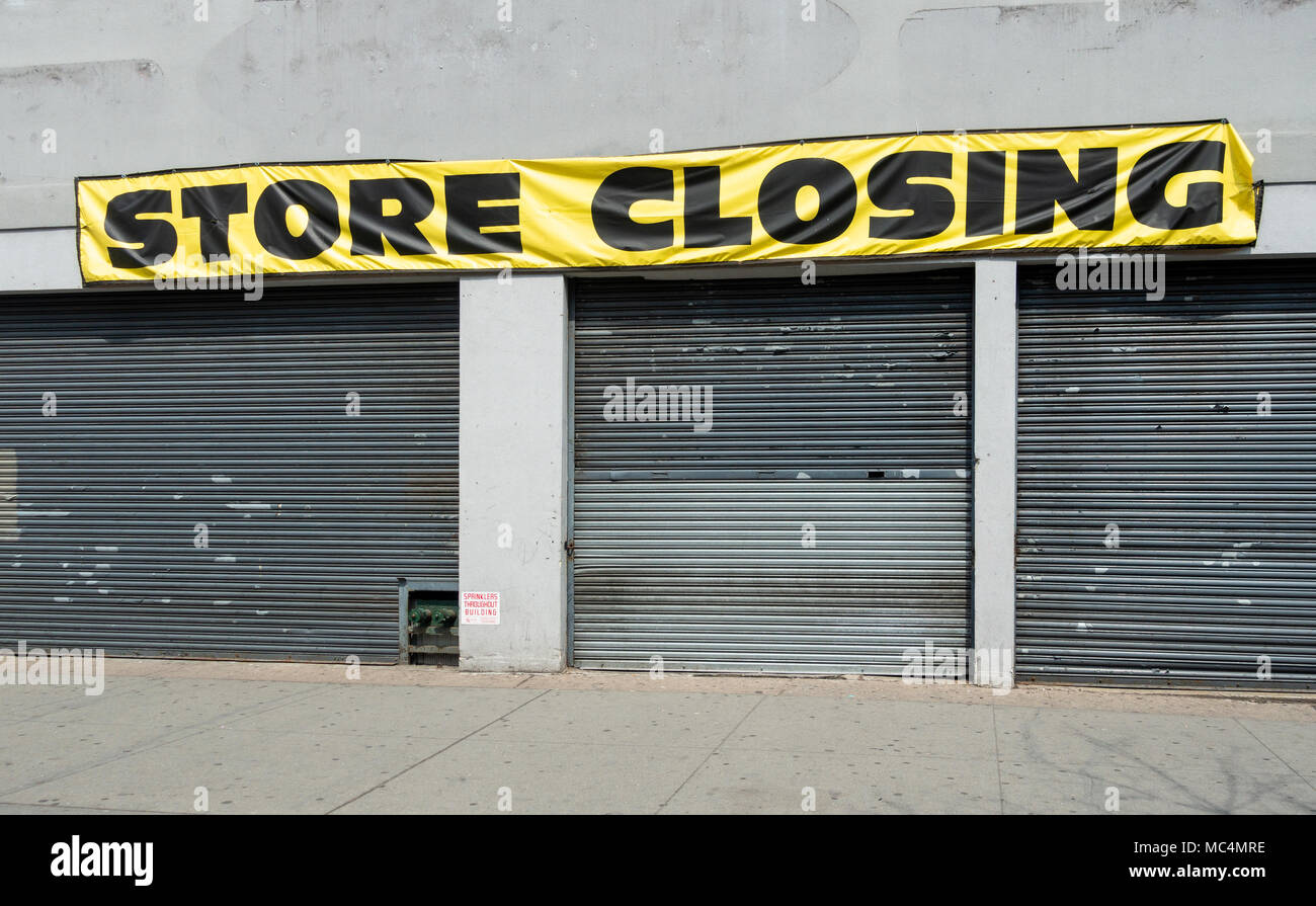 Store Closing on Fulton Street, Brooklyn, NYC Stock Photo Alamy