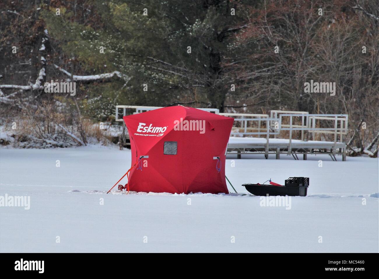 Ice fishing shanty hi-res stock photography and images - Alamy