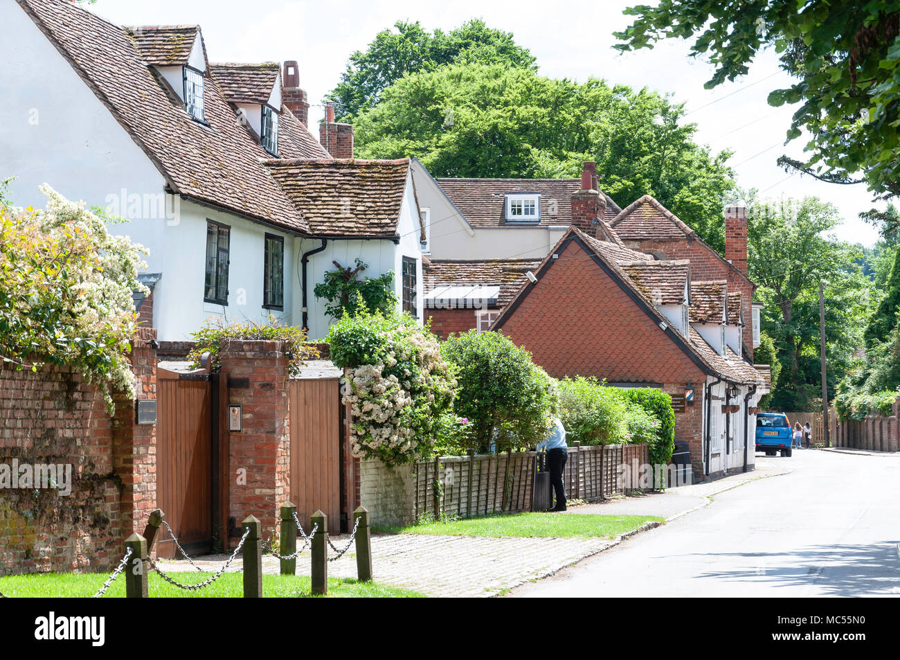 Period houses high street hurley berkshire country pub pubs hist hires