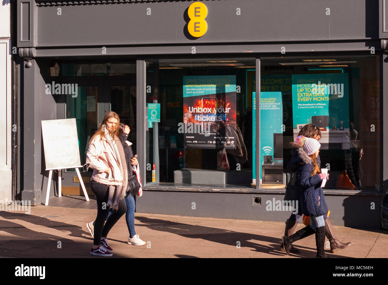 The EE mobile phone shop store in Bury Saint Edmunds , Suffolk , England , Great Britain , UK Stock Photo