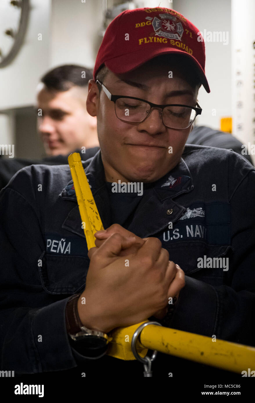 180320NRG482192 ATLANTIC OCEAN (March 20, 2018) Damage Controlman