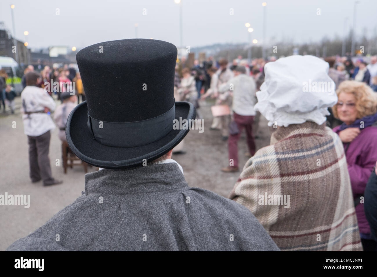 Victorian man top hat night hi-res stock photography and images - Alamy