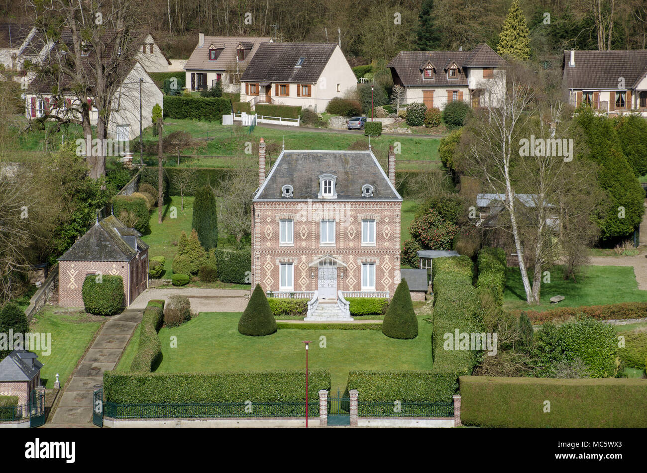 Small french chateau style house on Seine Stock Photo Alamy