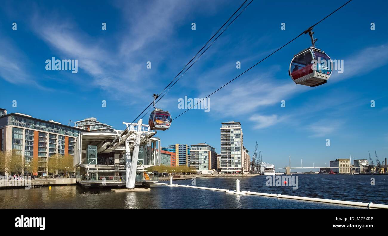 Emirates Cable Car over O2 Millenium Dome at East Greenwich, London Stock Photo Alamy Emirates Cable Car over O2 Millenium Dome at East Greenwich, London Stock Photo Alamy