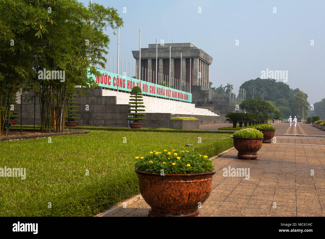 The impressive front of Ho Chi Minh's Mausoleum, Hùng Vương, Điện Biên, Ba Đình, Hà Nội, Vietnam Stock Photo