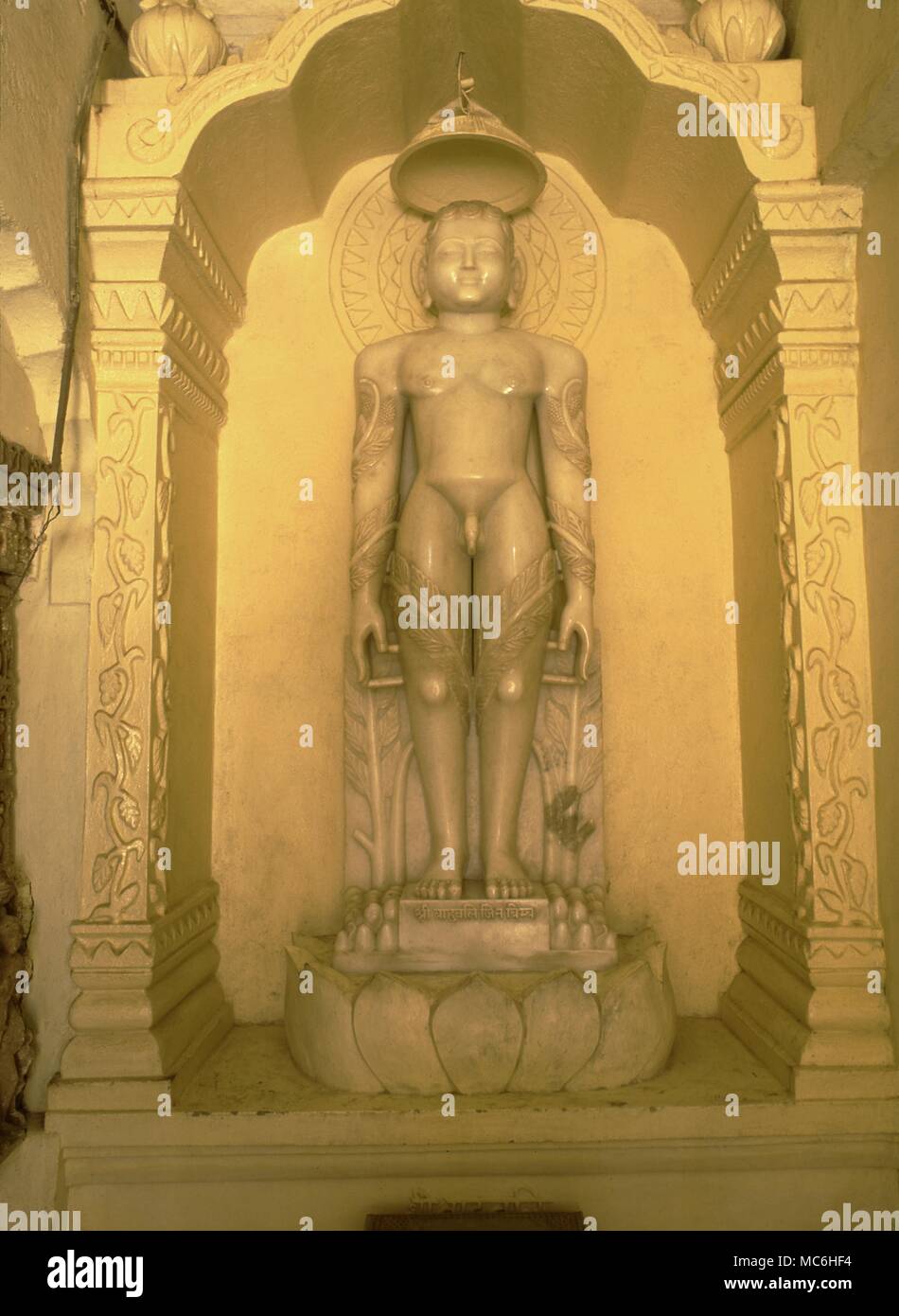 Jain Religion. Statues in The Temple of the Shanti Nath at Khajuraho ...
