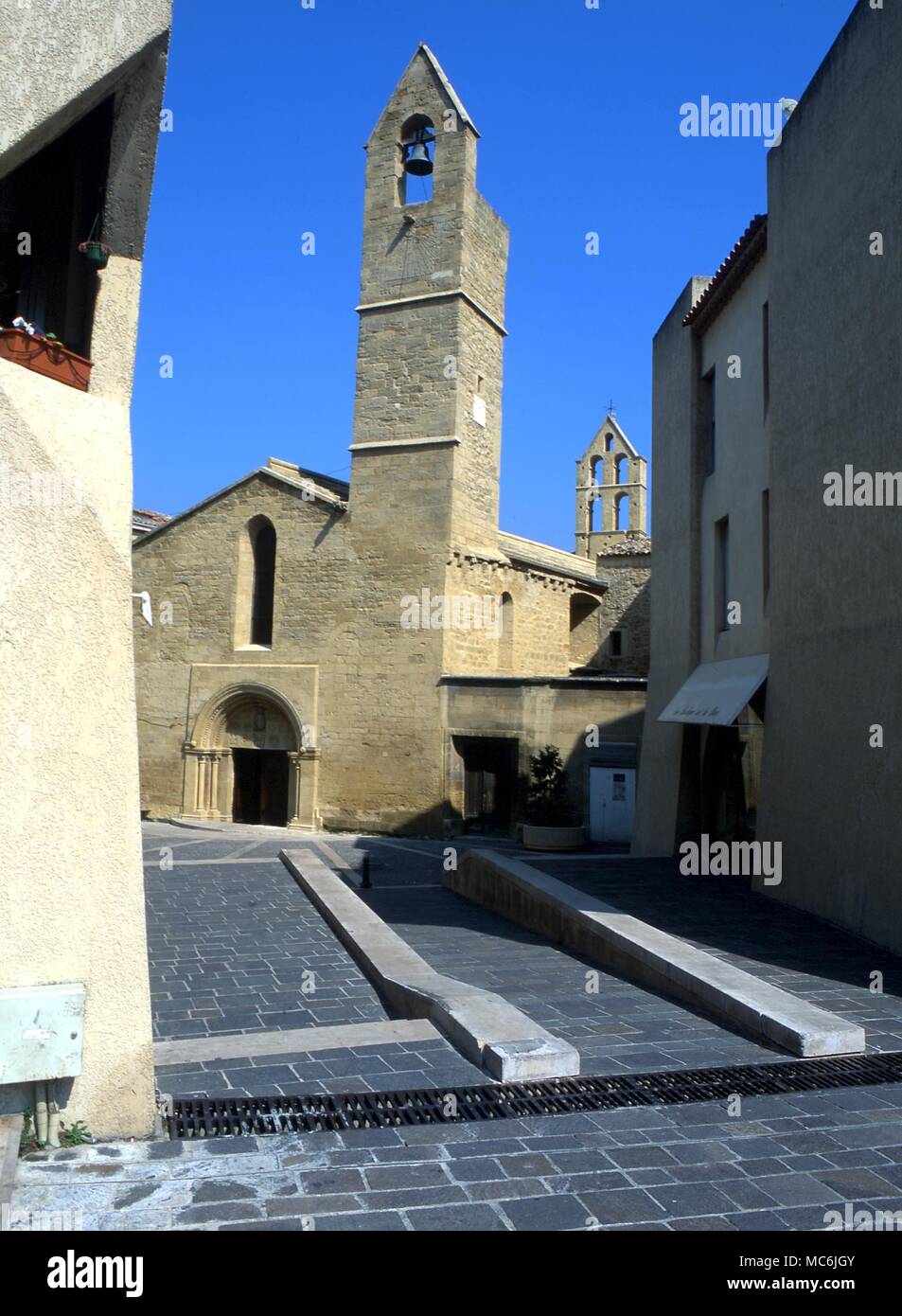 NOSTRADAMUS - SALON. The church of St Michael in the square behind the house in which Nosradamus lived in the sixteenth century. The photograph was taken from the Place des Centuries Stock Photo