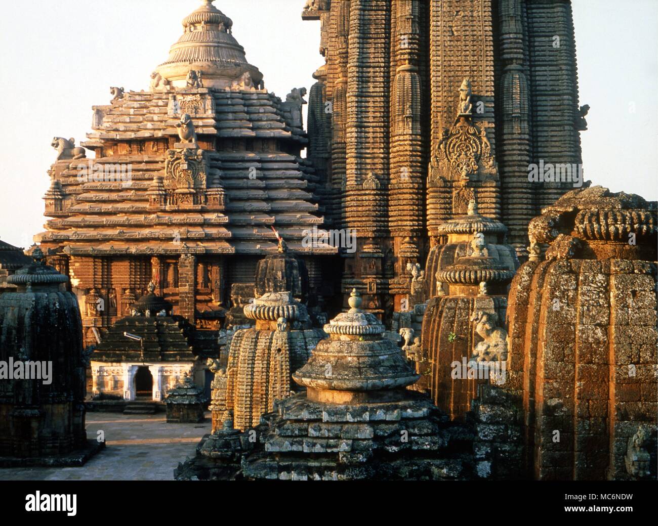 Lingaraj temple, bhubaneswar hi-res stock photography and images - Alamy